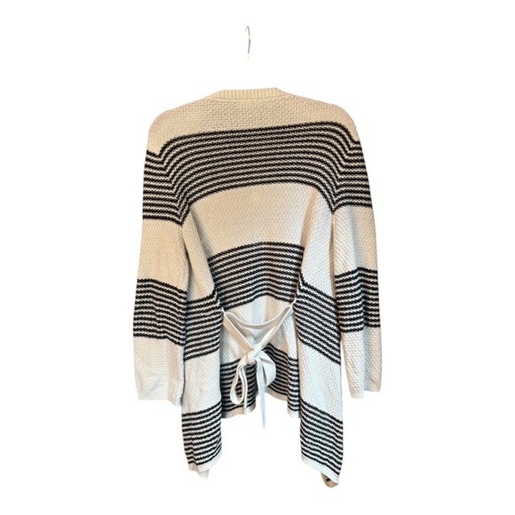 Westport Black and White Striped Cardigan Size Medium (M) - Picture 3 of 5